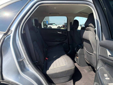 2023 Ford Edge SE