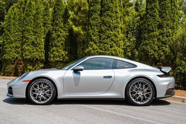 2025 Porsche 911 Carrera