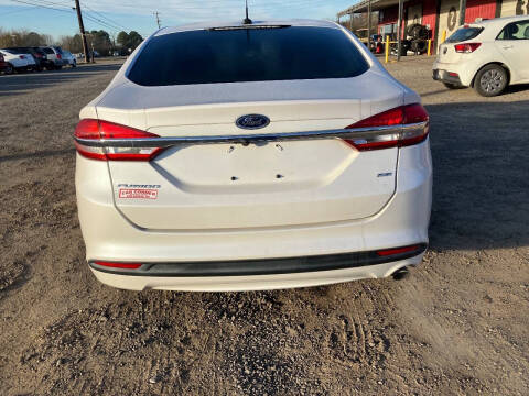 2017 Ford Fusion SE