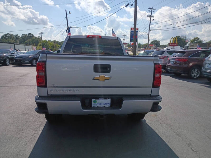 2016 Chevrolet Silverado 1500 Custom