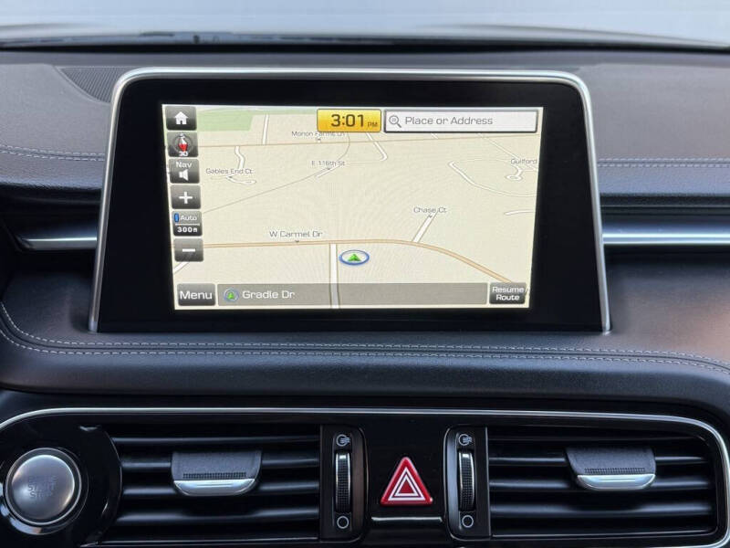 2020 Genesis G70