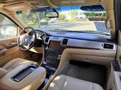 2014 Cadillac Escalade Premium