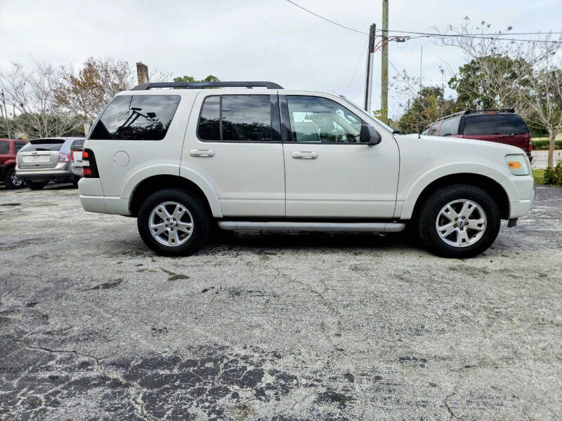2010 Ford Explorer XLT