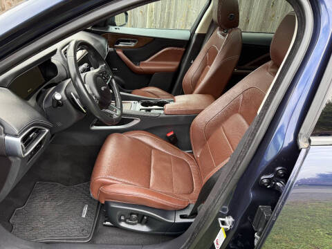 2017 Jaguar F-PACE S