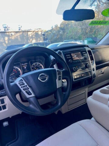 2017 Nissan Titan Platinum Reserve