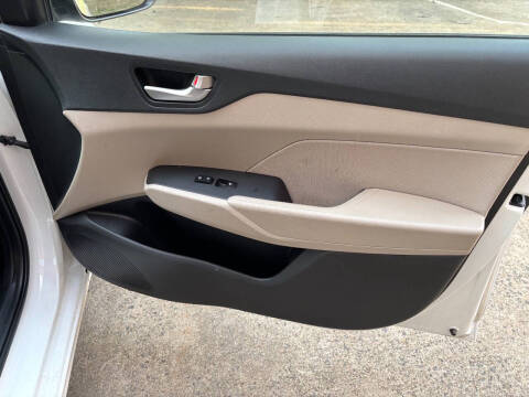 2018 Hyundai Accent SE