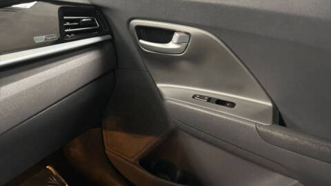 2022 Kia Niro LX