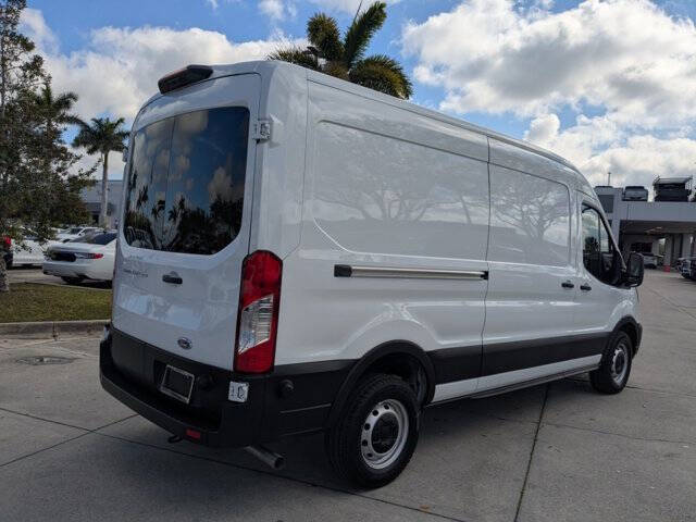 2025 Ford Transit 250