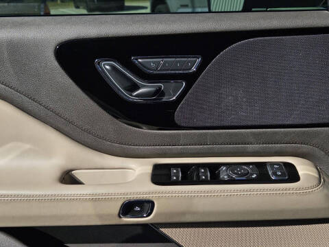 2022 Lincoln Aviator Standard