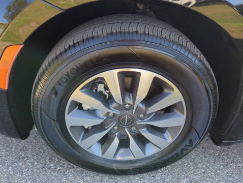 2024 Chrysler Pacifica Plug-In Hybrid Select