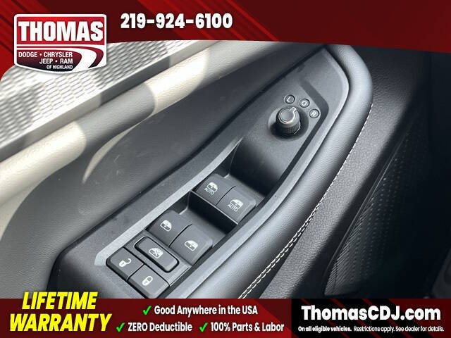 2025 Jeep Grand Cherokee Laredo X