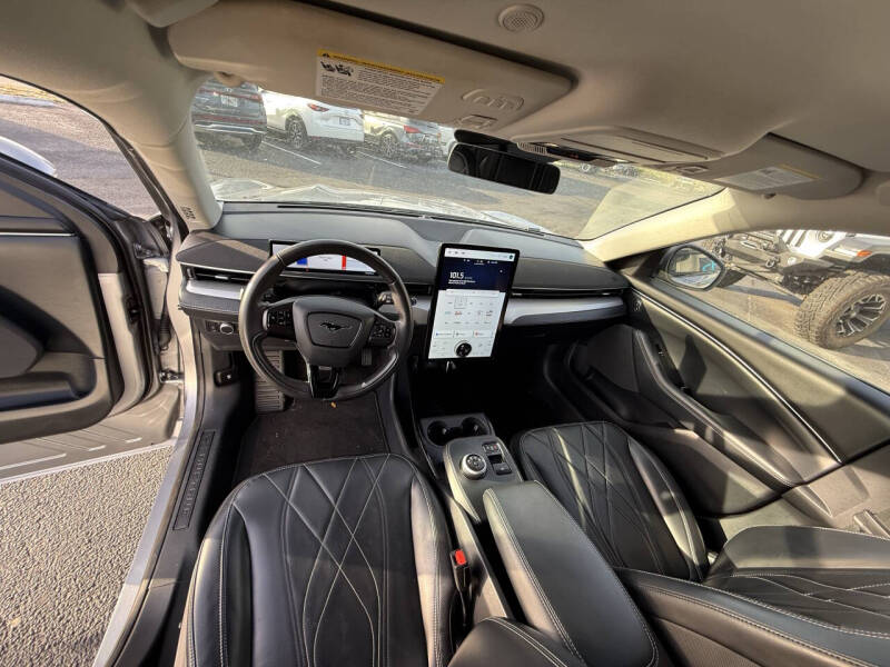 2021 Ford Mustang Mach-E Select