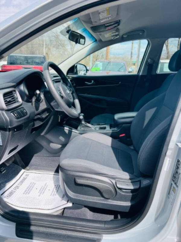2016 Kia Sorento L