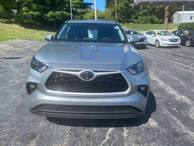 2023 Toyota Highlander LE