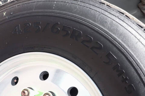 2013 Freightliner M2 112