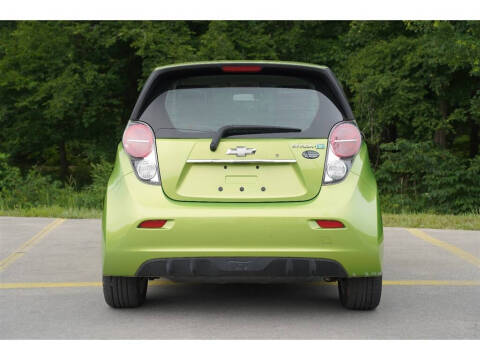 2015 Chevrolet Spark EV 2LT