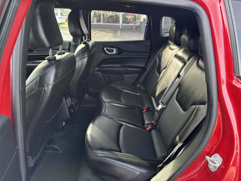 2023 Jeep Compass (Red) Edition