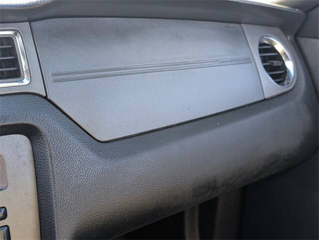 2014 Ford Mustang V6