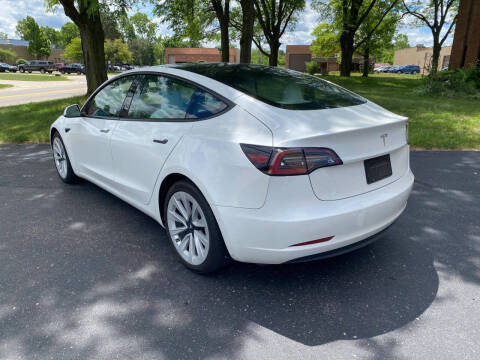 2021 Tesla Model 3 Standard Range Plus
