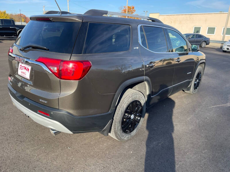 Used 2019 GMC Acadia SLT-1 with VIN 1GKKNULS0KZ194417 for sale in Maquoketa, IA