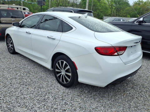 2017 Chrysler 200 Limited Platinum