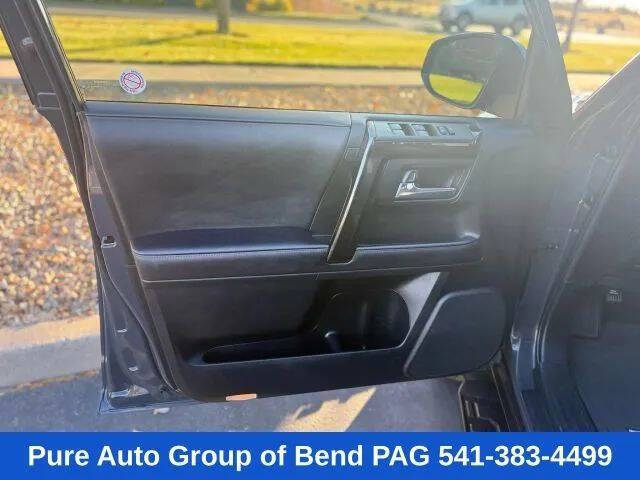 2024 Toyota 4Runner TRD Off-Road