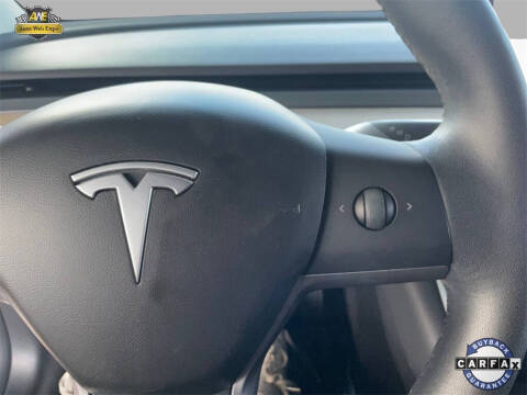 2019 Tesla Model 3 Standard Range Plus