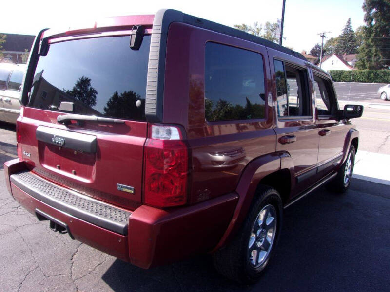 2007 Jeep Commander Sport