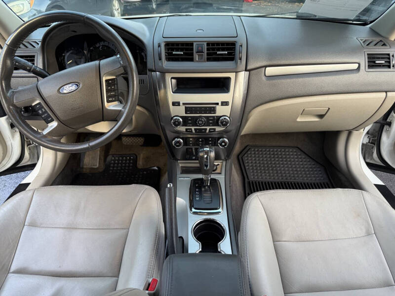 2011 Ford Fusion SEL