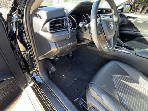 2019 Toyota Camry SE