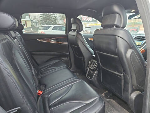 2017 Lincoln MKX Select