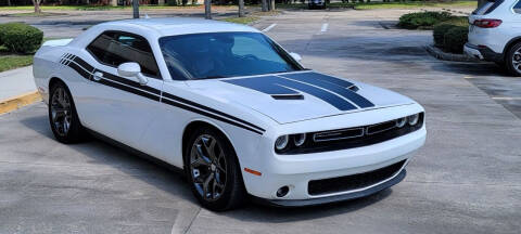 2016 Dodge Challenger SXT Plus