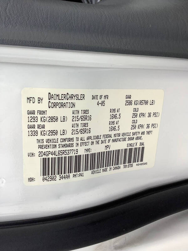 2005 Dodge Grand Caravan SXT