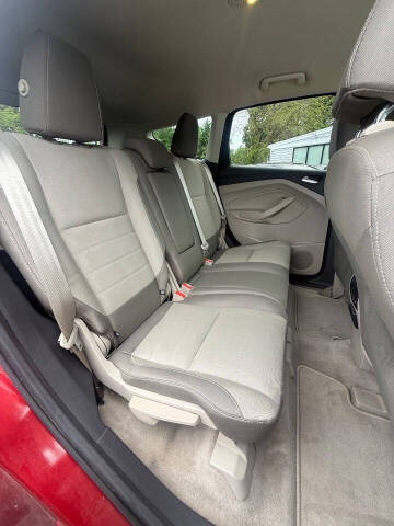 2016 Ford Escape SE