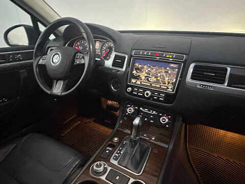 2015 Volkswagen Touareg TDI Lux
