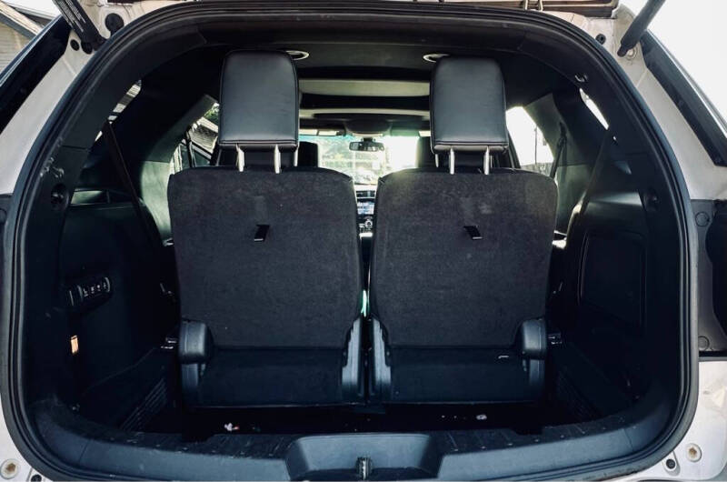 2017 Ford Explorer Platinum