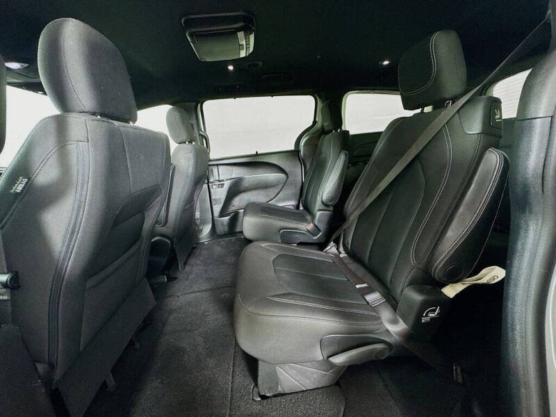 2019 Chrysler Pacifica Touring Plus