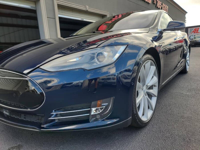 2014 Tesla Model S