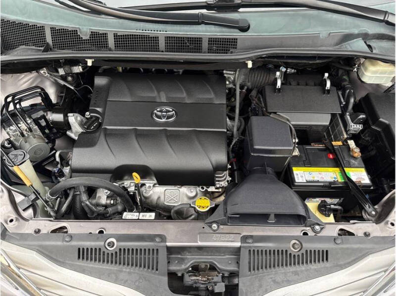 2014 Toyota Sienna