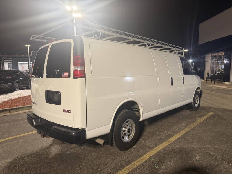 2018 GMC Savana 3500