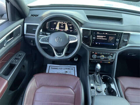 2022 Volkswagen Atlas Cross Sport V6 SEL Premium R-Line 4Motion