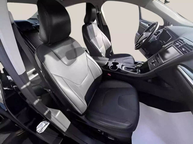 2016 Ford Fusion Titanium