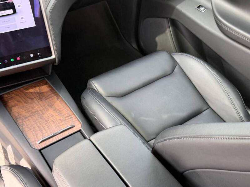 2020 Tesla Model X Long Range