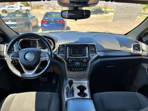 2017 Jeep Grand Cherokee Laredo