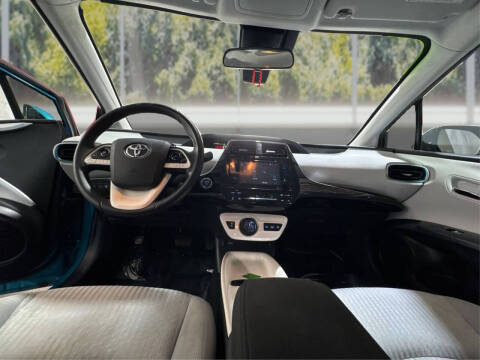 2017 Toyota Prius Prime Plus