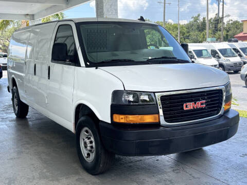 2023 GMC Savana 2500