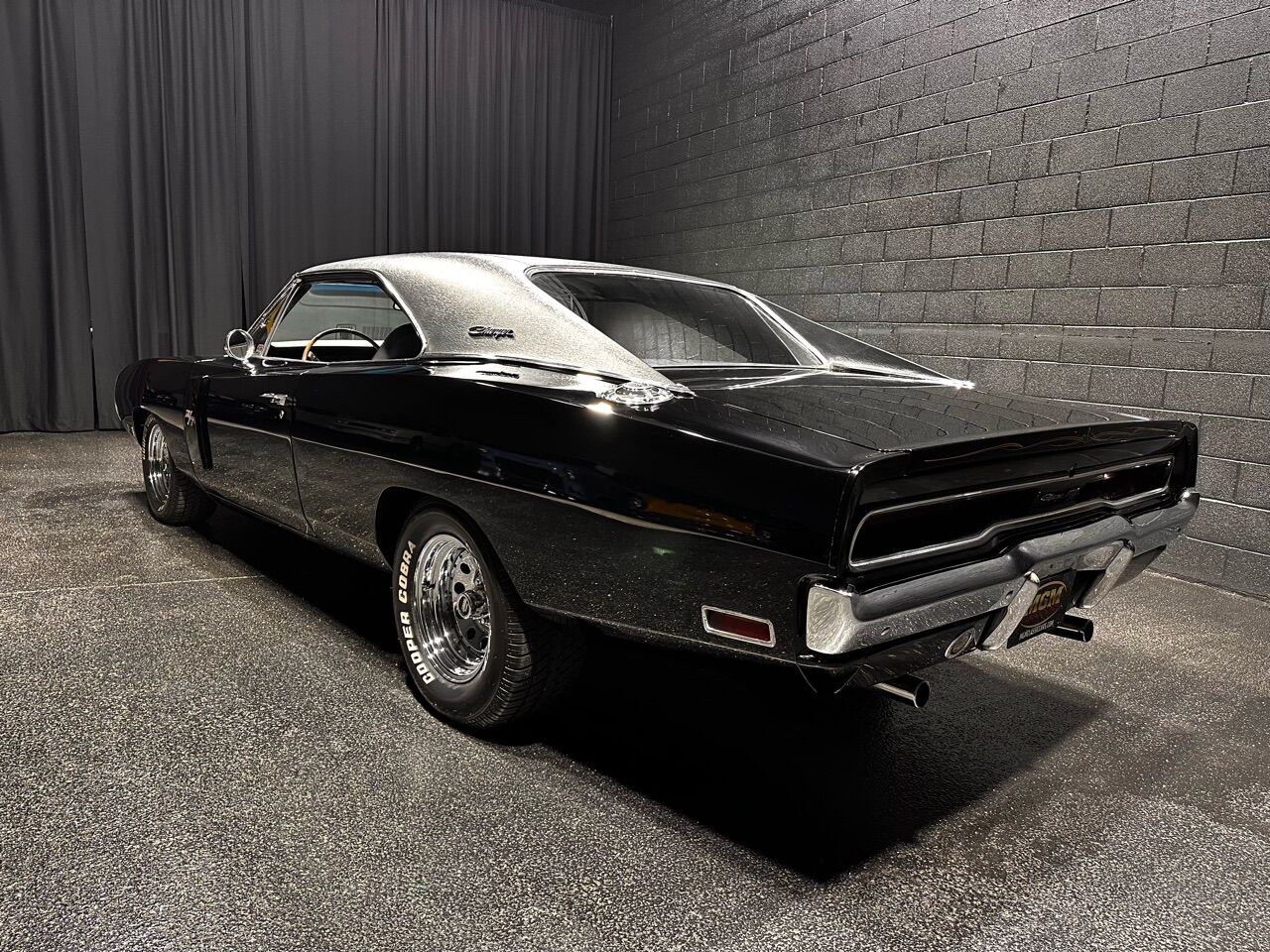 1970 Dodge Charger 2