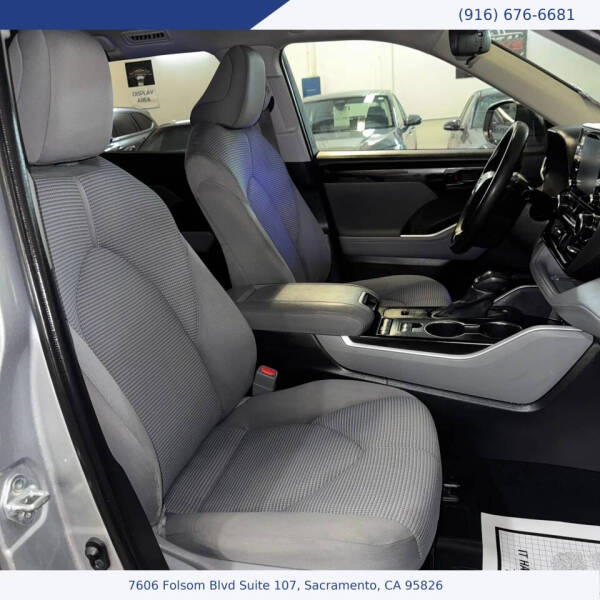 2020 Toyota Highlander L