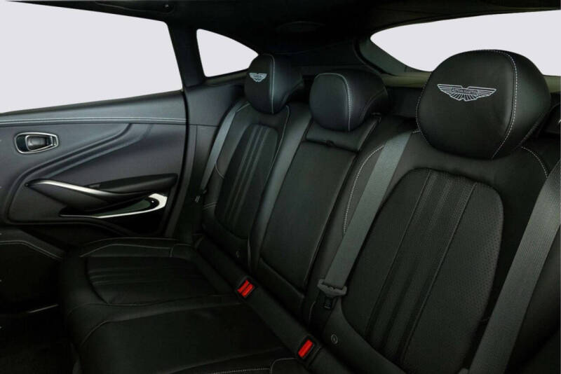 2026 Aston Martin DBX 707