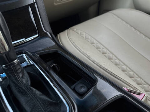2013 Lincoln MKS